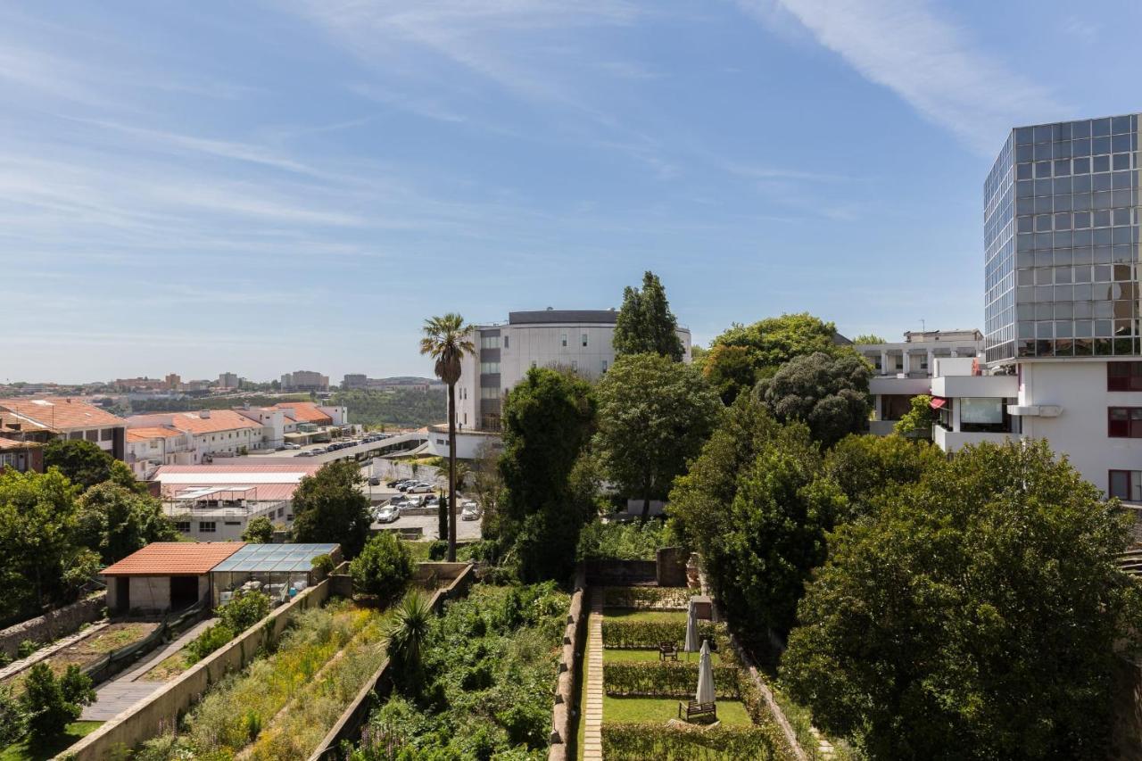 Guestready - Ayres Studio W Balcony Garden Porto Eksteriør bilde